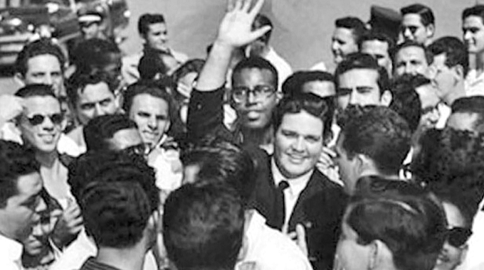 Rememoran en Las Tunas trascendencia histórica del Asalto al Palacio Presidencial y Radio Reloj