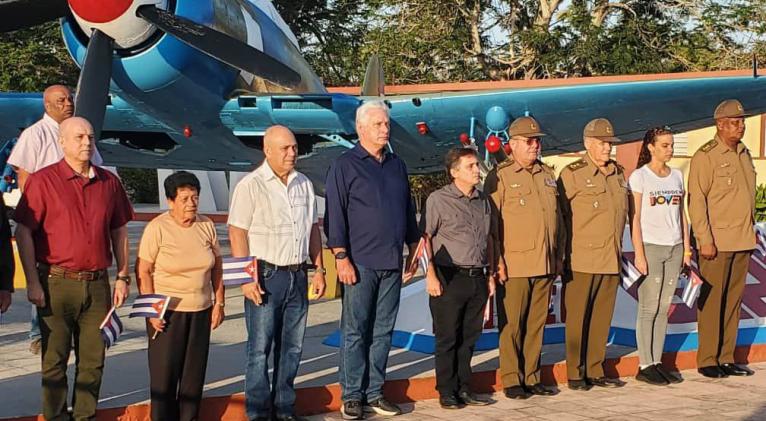 Preside Díaz-Canel acto por los 64 años de la victoria en Girón