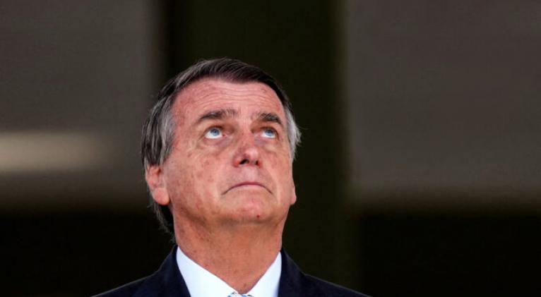 Difunden sentencia acusatoria contra Bolsonaro en Brasil