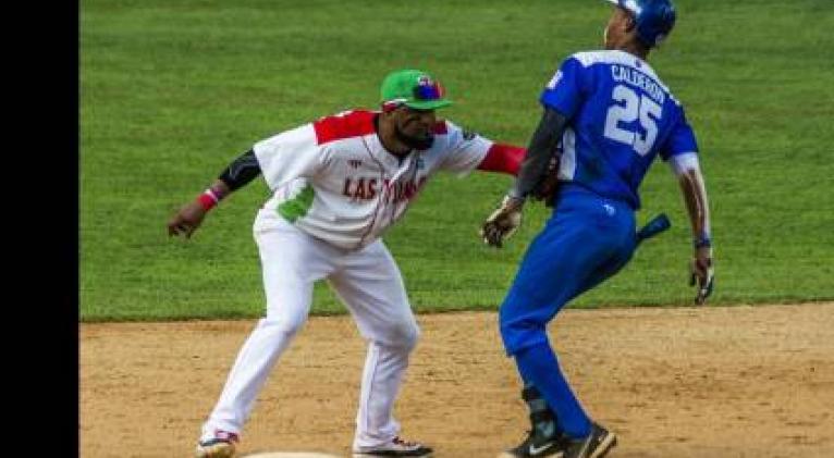 Leñadores se acercan a la cima en Liga Élite del Béisbol Cubano