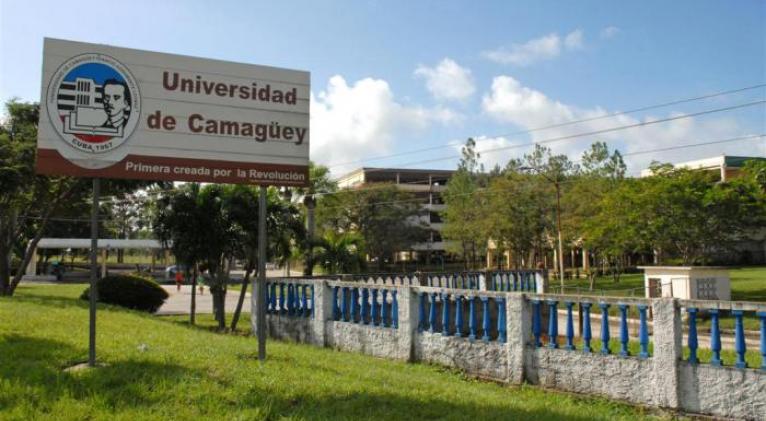 Embajada de Francia auspicia taller de ciencia en Cuba