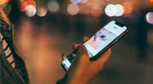 Los adictos a las redes creen más en las "fake news"