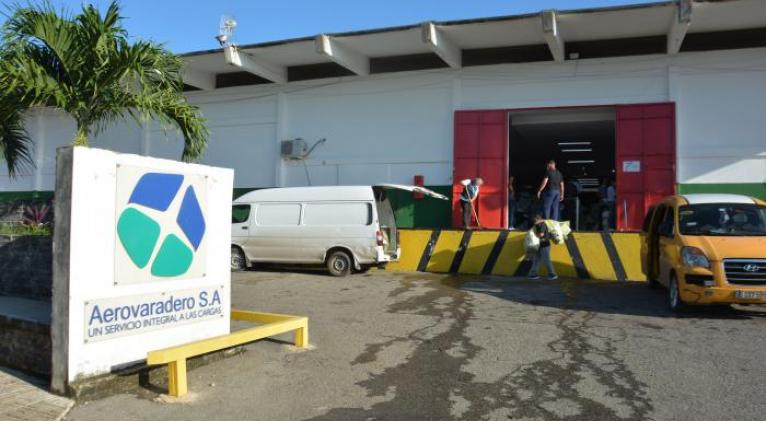 Cuba exhibe sus potencialidades como hub logístico de carga