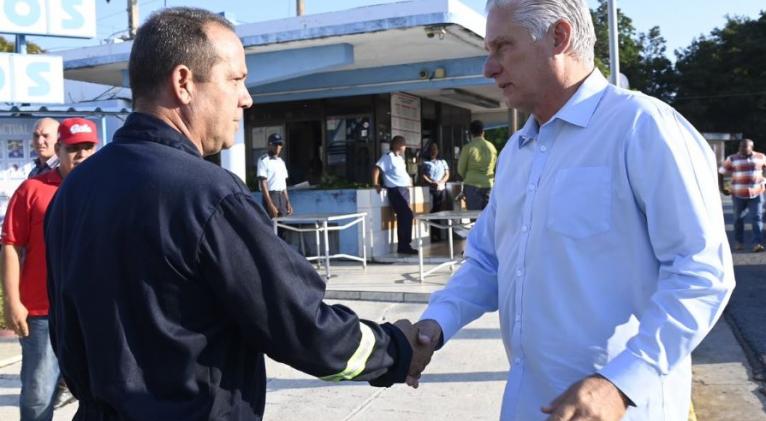 Recorre Díaz-Canel territorios de la provincia de Cienfuegos