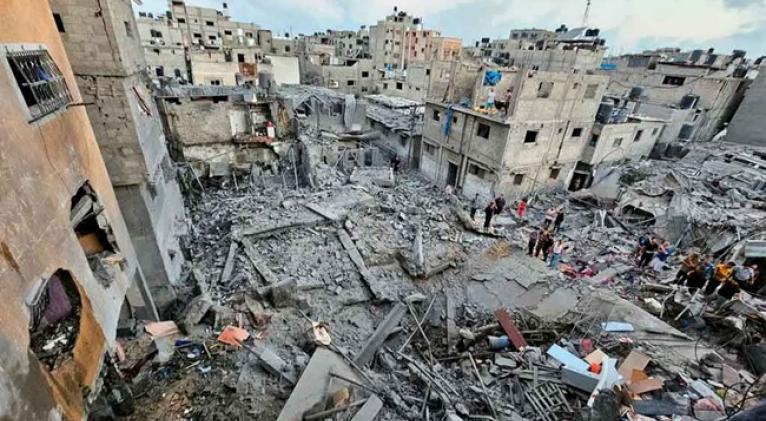 Al menos 55 muertos en Gaza en nueva jornada de ataques israelíes