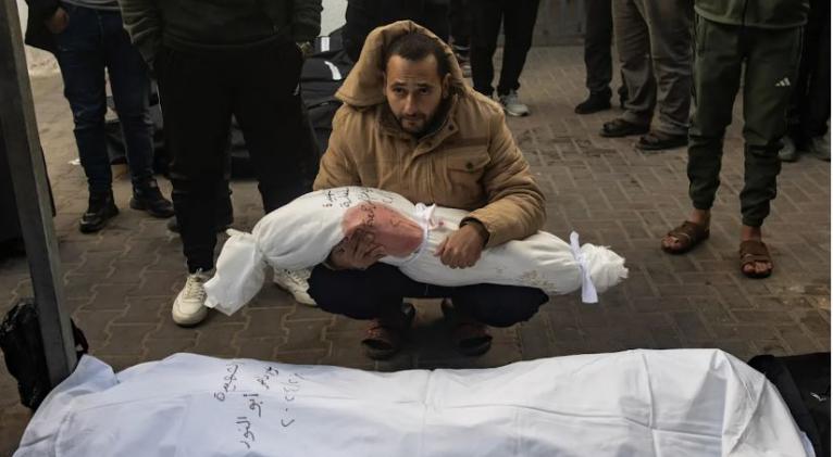 La ofensiva de Israel mató ya a 16.500 niños, 916 menores de un año, según Sanidad gazatí