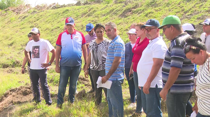 Recorre Viceprimera Ministra de la República Inés María Chápman inversiones hidráulicas en Las Tunas