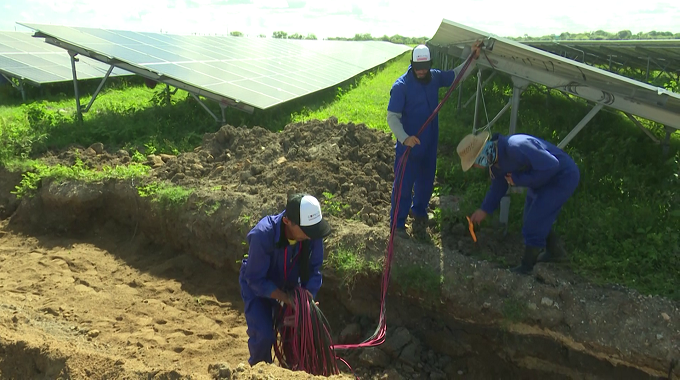 Avanzan obras tecnológicas en el parque fotovoltaico Nueva Línea de Las Tunas