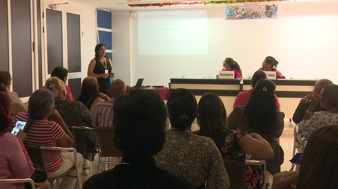 Estimulan estrategias de enfermería comunitaria ante el envejecimiento poblacional en Las Tunas