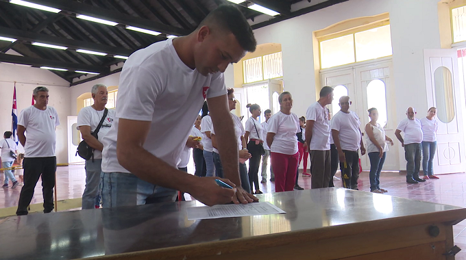 Trabajadores de la Contraloría en Las Tunas firmaron su código de ética