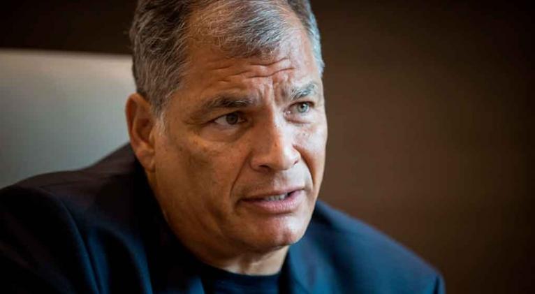 Correa lamenta deterioro de Ecuador y afirma que su partido resiste