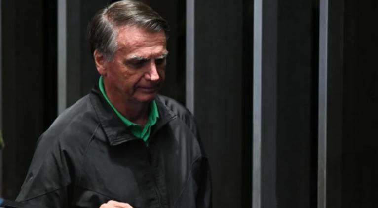Corte Suprema de Brasil obliga a Bolsonaro a utilizar tobillera electrónica ante peligro de fuga