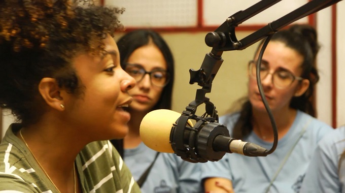 Destacan en Las Tunas impacto de proyecto radial juvenil durante el verano