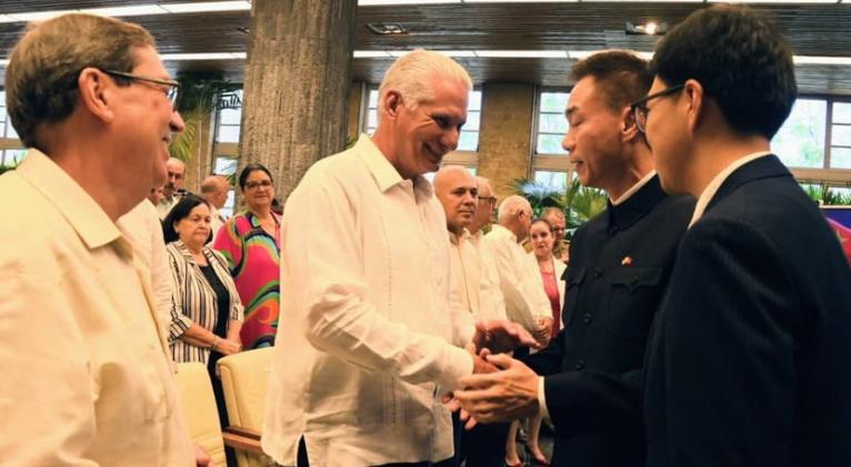 China y Cuba están unidas en un camino común de lucha revolucionaria