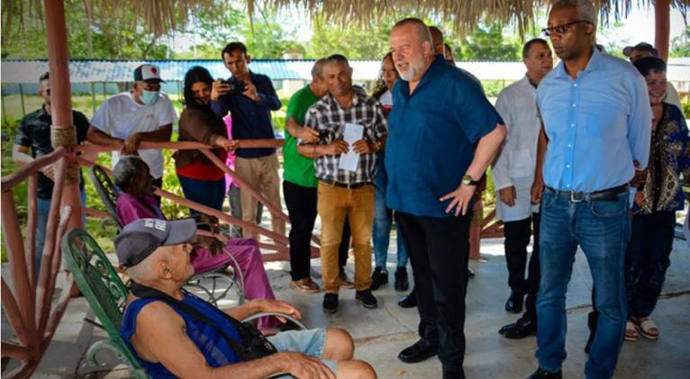 Insta Primer Ministro a cumplir compromisos al pueblo en Holguín