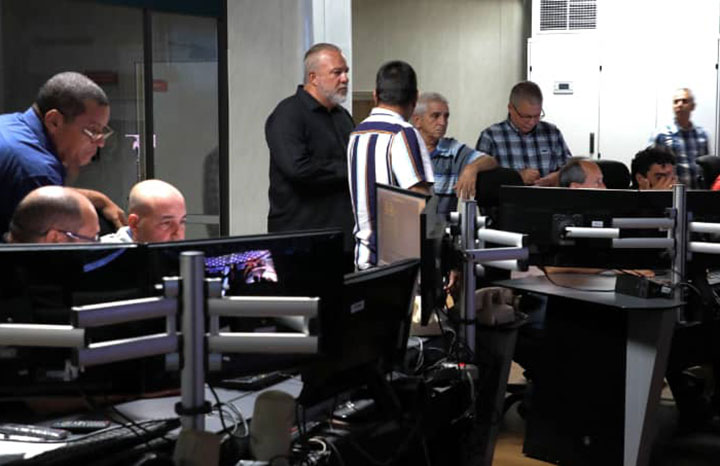 Chequea Marrero Cruz acciones para restablecimiento del SEN