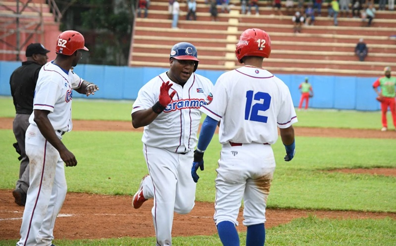 Alazanes rompen racha victoriosa de Las Tunas