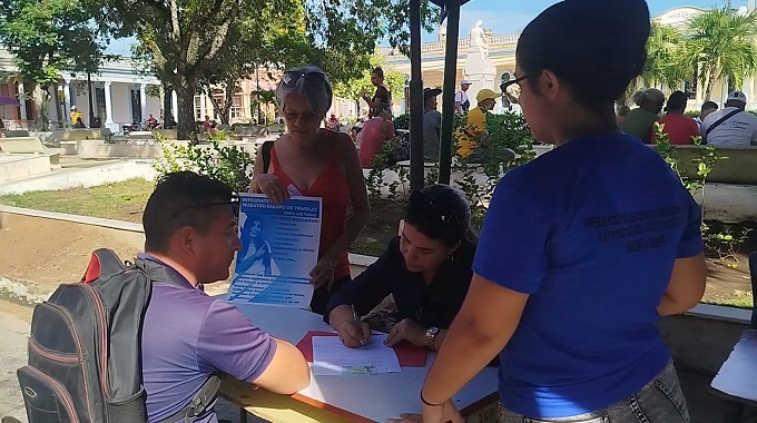 Celebran Feria de Empleo en Las Tunas