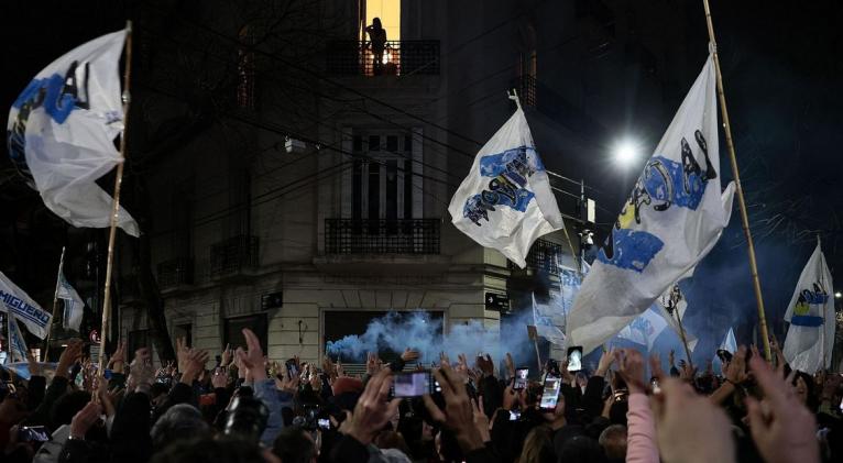 El peronismo aplasta al partido de Milei en las elecciones provinciales de Buenos Aires