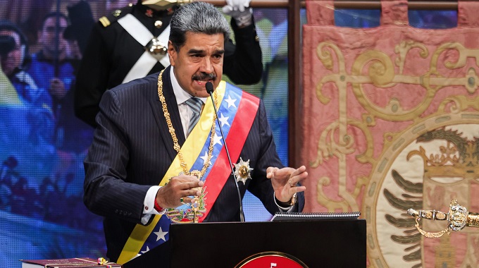 Maduro denuncia hipocresía de EE.UU.