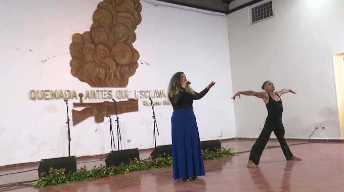 Efectuada en Las Tunas gala artística por el 229 aniversario de la ciudad