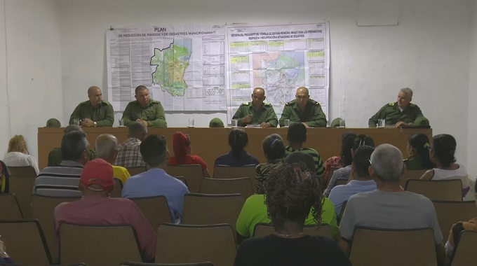 Se alistan municipios tuneros para posibles embates de Melissa