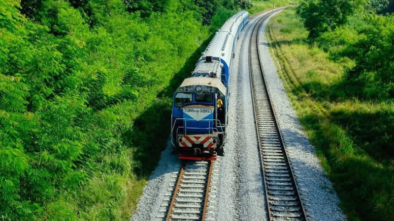 Ferrocarriles de Cuba informa sobre cadáver hallado en línea férrea en Santiago de Cuba