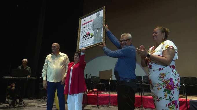 Realizan gala político cultural como clausura del Congreso Nacional de Historia en LasTunas