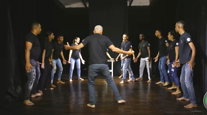 Celebra grupo escénico La Voz del Silencio tres décadas de labor