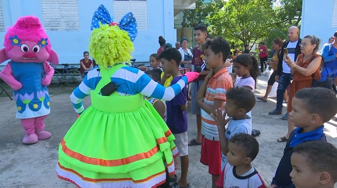 Despide Las Tunas a pobladores de Guamo