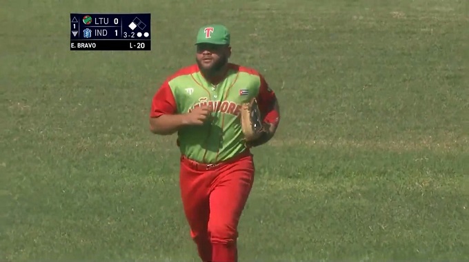 Aseguran los Leñadores de Las Tunas mantenerse con vida en el compromiso particular