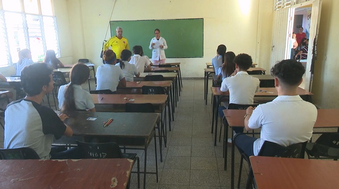 Inician actividades por la Jornada del Educador en Las Tunas