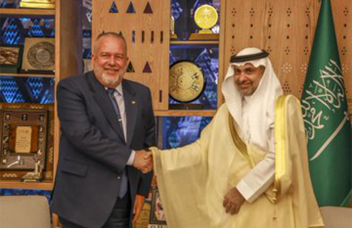 Primer Ministro cubano fortalece cooperación bilateral en Catar