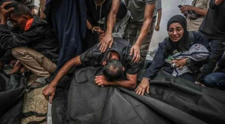 Gaza reclama ayuda para recuperar miles de cuerpos bajo escombros
