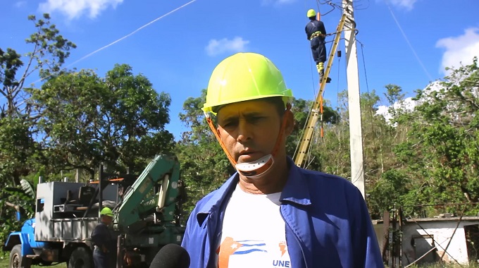 Solidaridad de eléctricos de Las Tunas conquista Santiago de Cuba