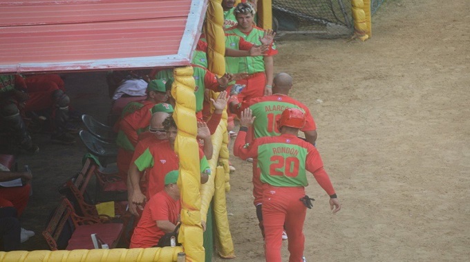 Leñadores dueños de la cima en Serie 64