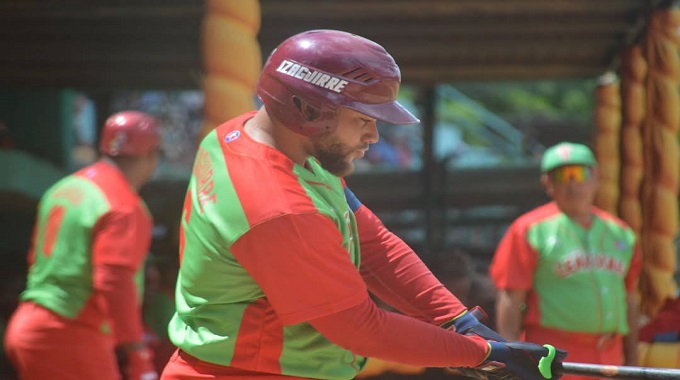 Leñadores de visita en Cienfuegos