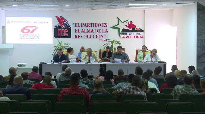 Sesionó en Las Tunas vigésimo tercer pleno extraordinario del Partido