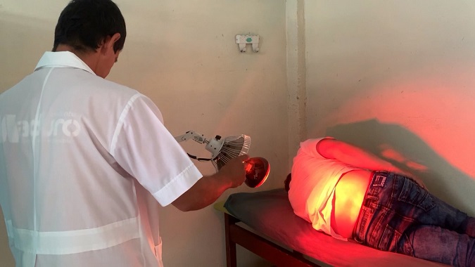 Interviene rehabilitación física para pacientes con secuelas del chikungunya en Las Tunas