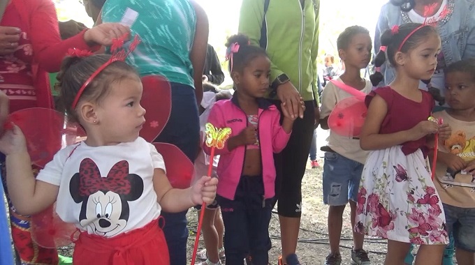 Celebran en el municipio de #Colombia aniversario 34 del programa Educa tu Hijo