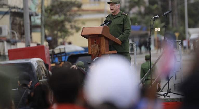 En este artículo:  Cuba marcha de honor Encabeza Díaz-Canel marcha en honor a los 32 héroes