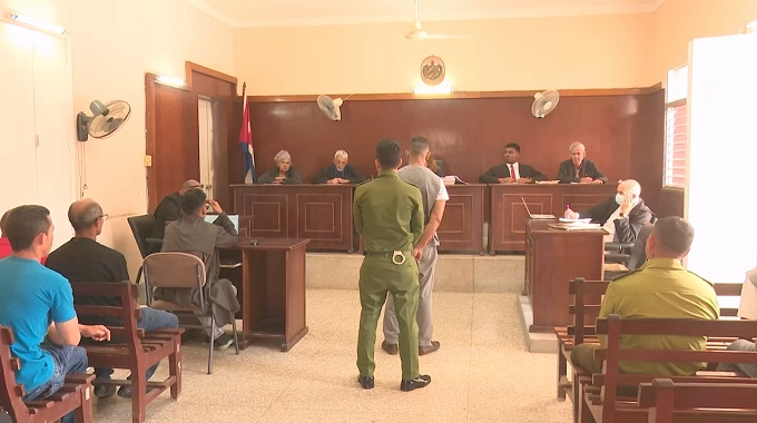 Procesan en Las Tunas a cinco personas por el delito de malversación