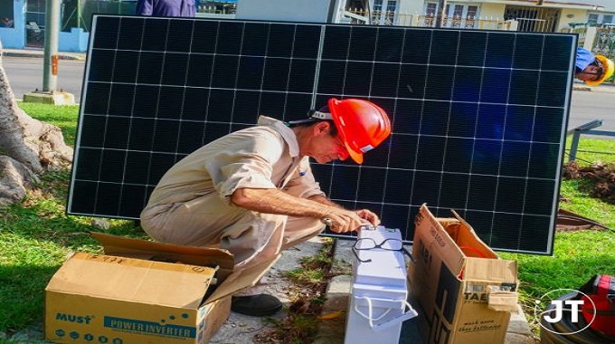 Implementación de energía solar en el sistema semafórico de La Habana