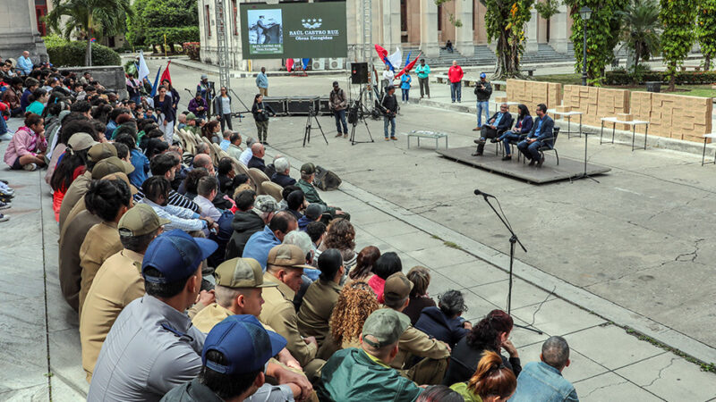 Presentan Obras Escogidas de Raúl Castro en la Universidad de La Habana
