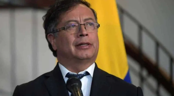Presidente Gustavo Petro denuncia intento de magnicidio en su contra