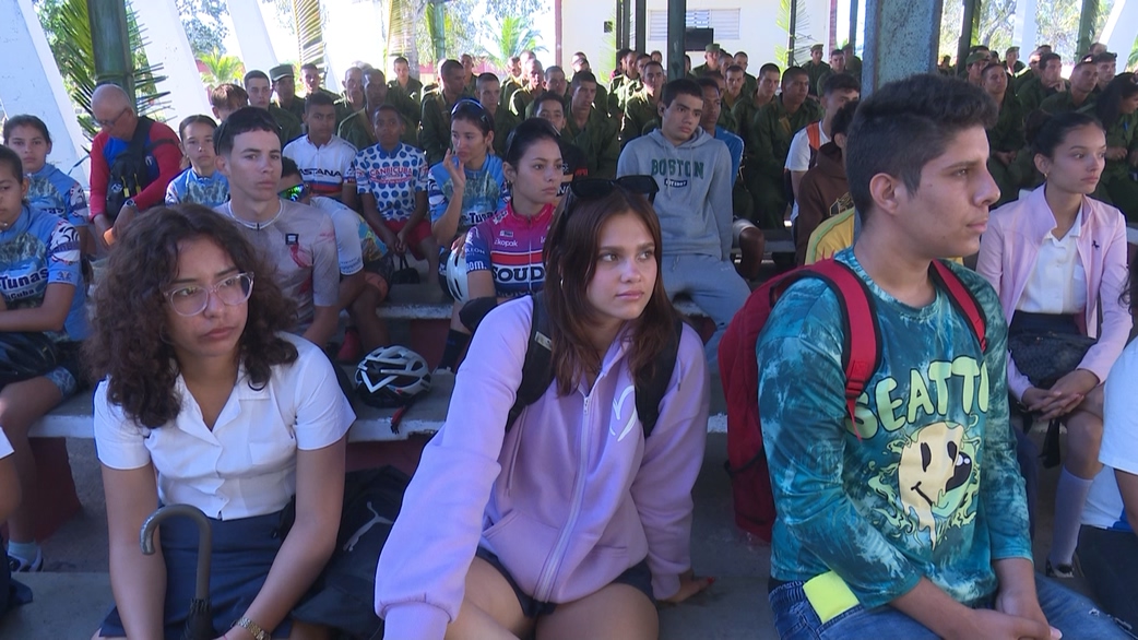 Desarrollan en Las Tunas jornada de puertas abiertas en la Escuela de Preparación para la Defensa