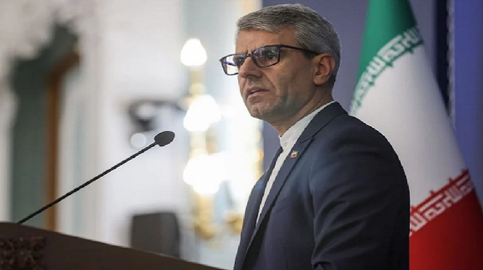 Irán acusa a EEUU de usar espacio aéreo de países vecinos para lanzar misiles contra su territorio