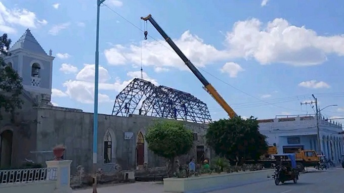 Participa Empresa de Estructuras Metálicas en restauración de la Parroquia de San Gerónimo