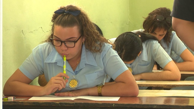 Posponen exámenes de ingreso a la educación superior en #Cuba