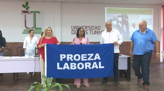 Evalúan desempeño del sector educativo en Las Tunas